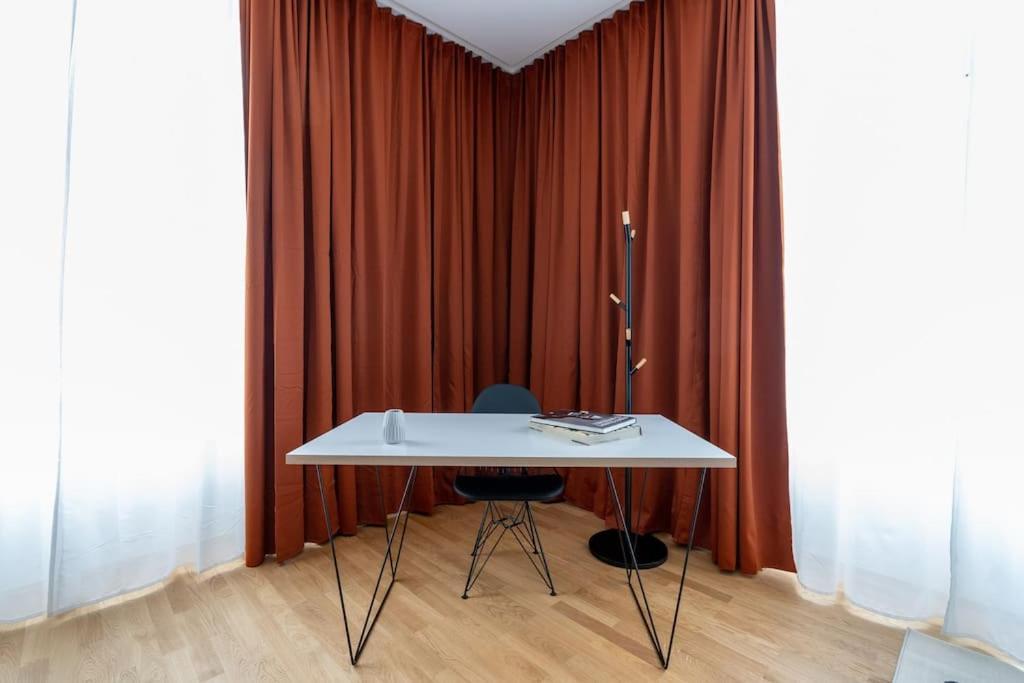 Artful 1Br Suite, City Nearby By Hm Bécs Kültér fotó