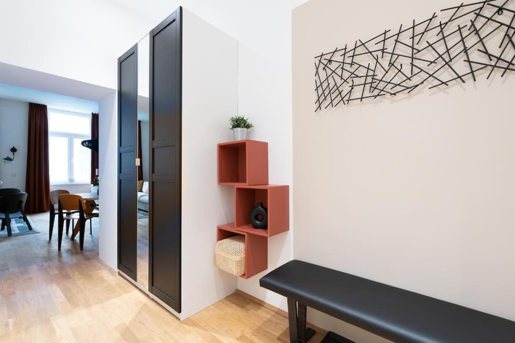 Artful 1Br Suite, City Nearby By Hm Bécs Kültér fotó